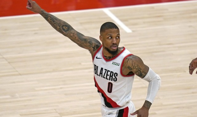 官方网站-利拉德：我计划以开拓者球员的身份退役 目前还没有具体时间表